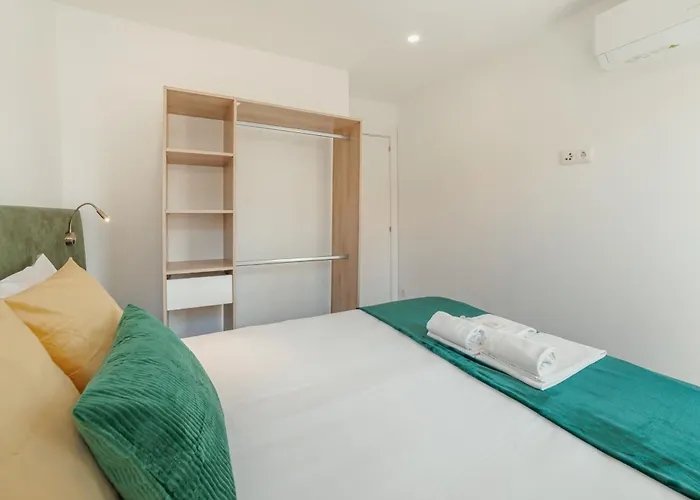 Appartamento Lapa Stylish By Vacationy Oporto