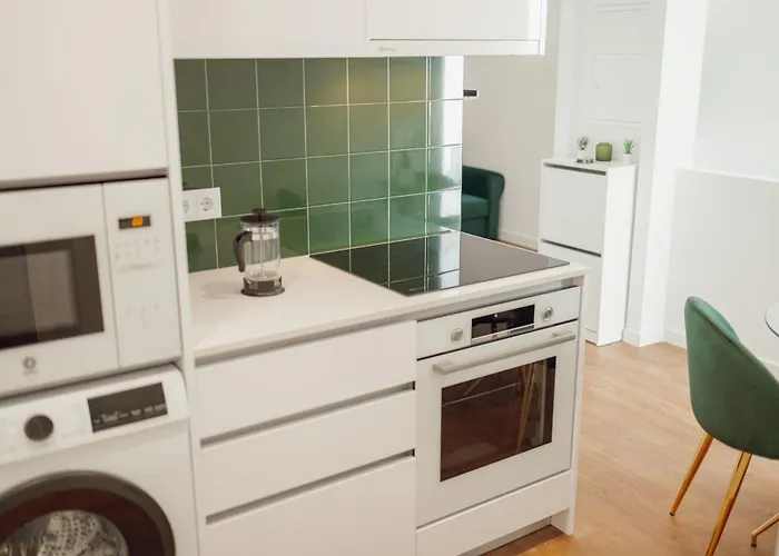 Апартаменты Lapa Stylish By Vacationy Порту