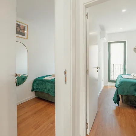 Apartment Lapa Stylish By Vacationy Porto