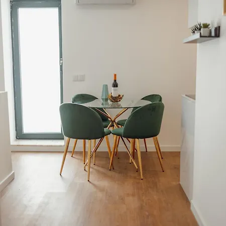 Apartment Lapa Stylish By Vacationy Porto